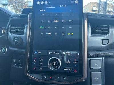 Ford F-150 for sale - infotainment screen